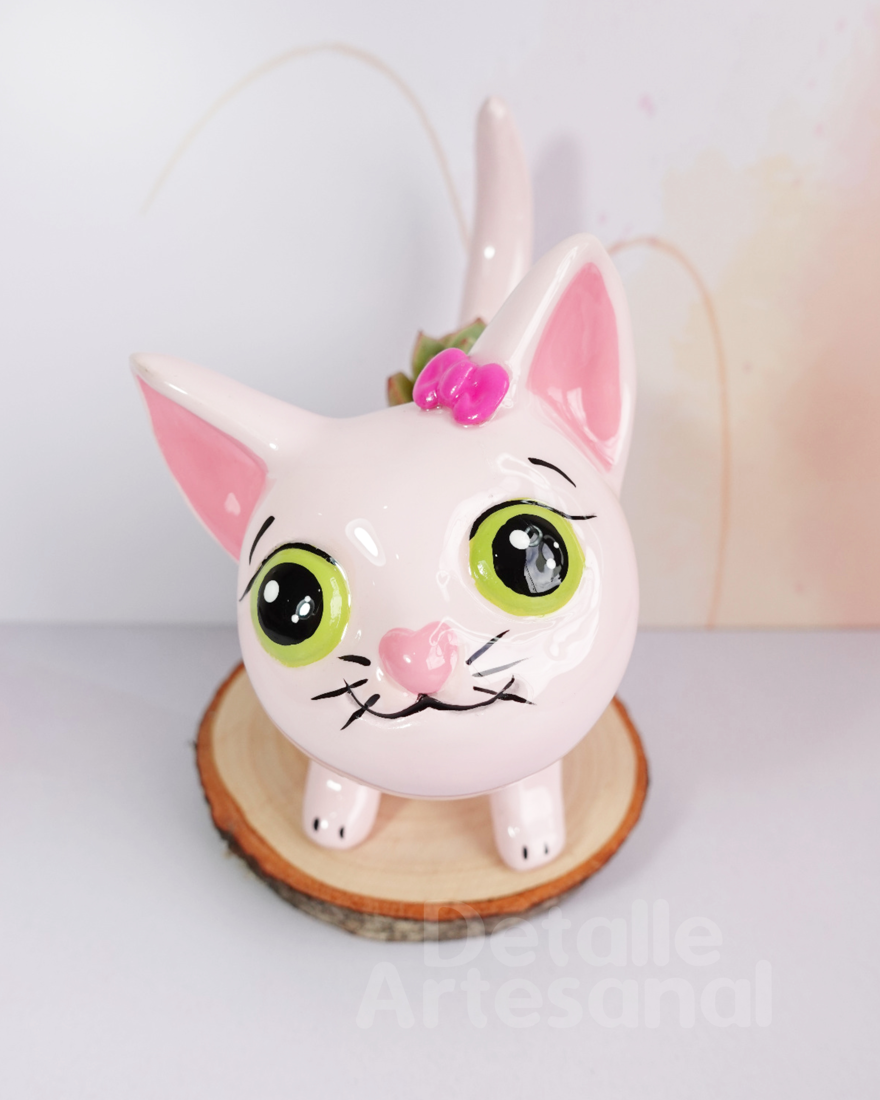 Gata Pequeña Matera